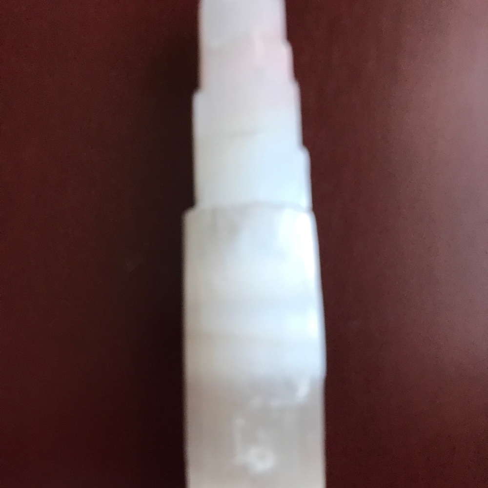 Genuine Selenite tower w/ light stand - 7 inch - Picture 7 of 9